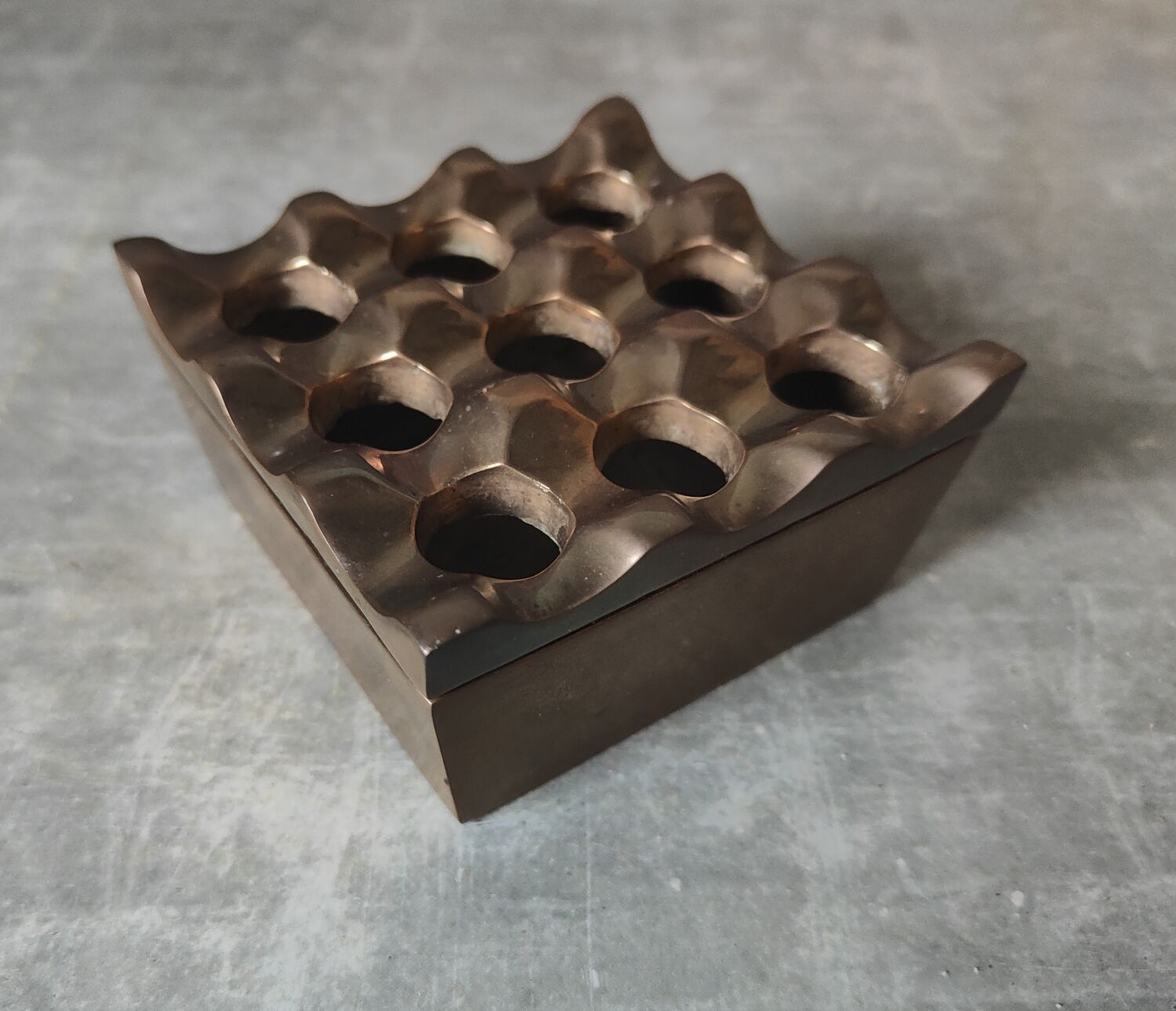 Scandinavian ashtray ultima 9