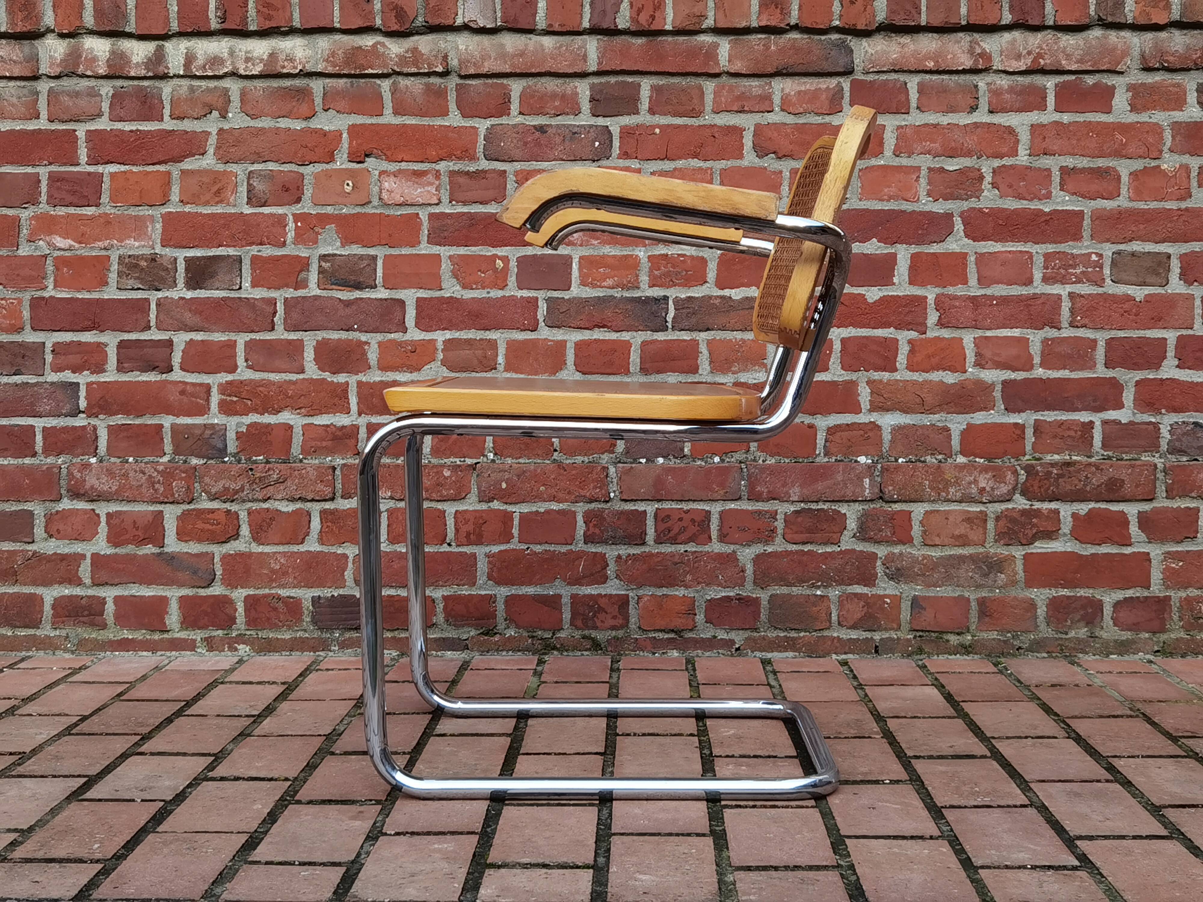 Chair B64 Marcel Breuer