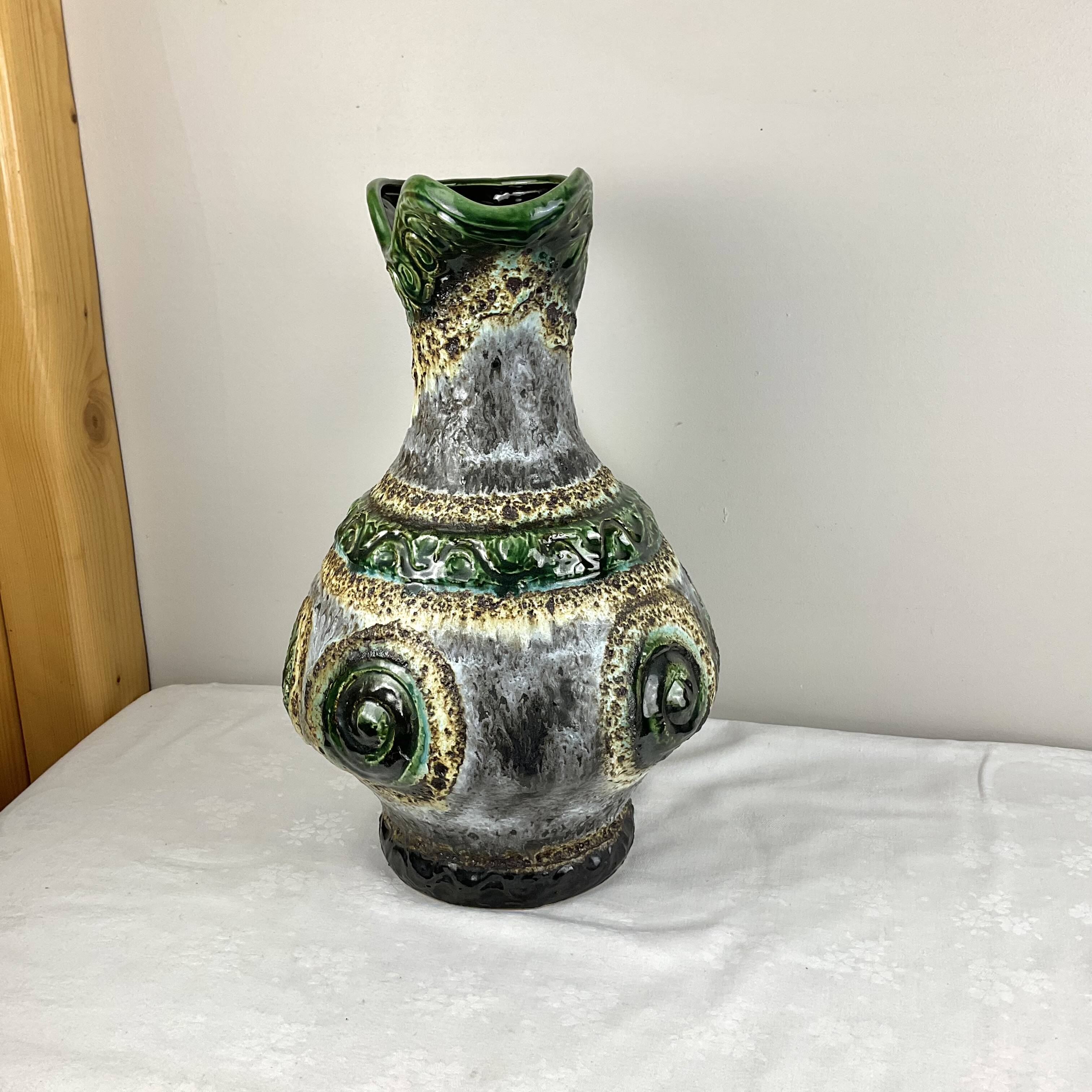 Very high quality Dümler and Breiden carafe jug vase
