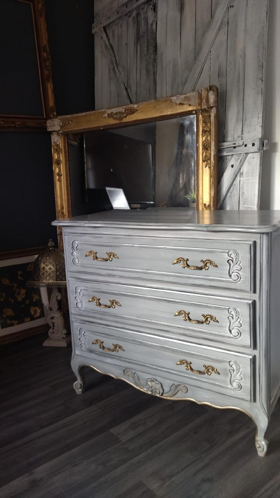 Patinated chest of drawers Louis XV style