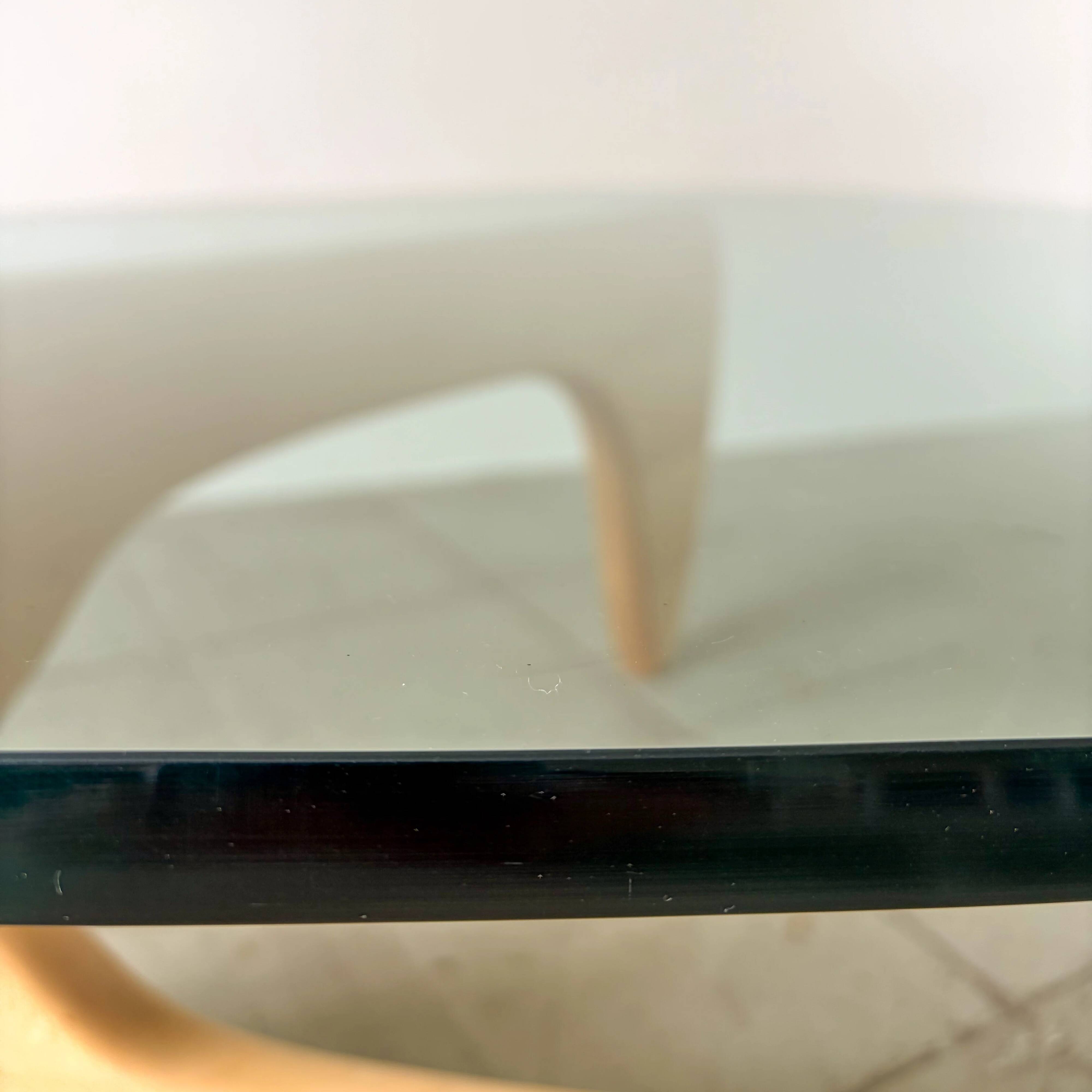 Iconic Noguchi coffee table in maple