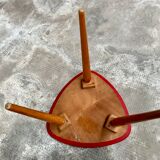Triangular table tripod red