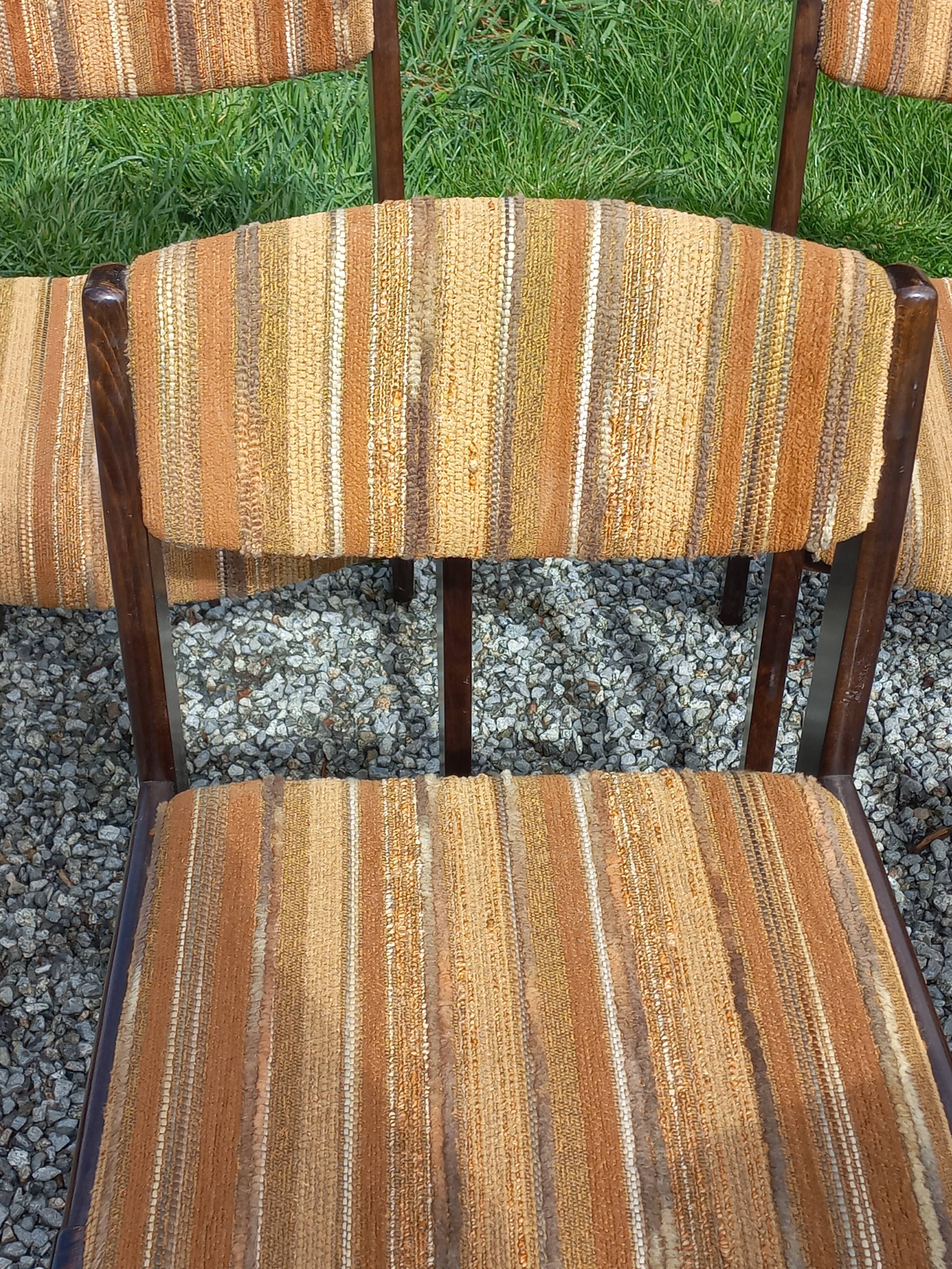 Set of 6 designer chairs from the 1970s.