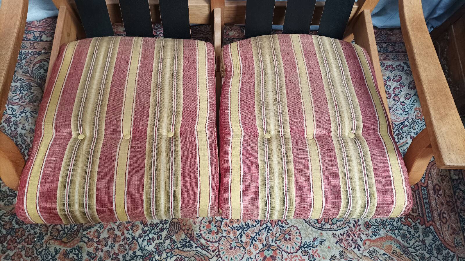 Banquette vintage 2 places et repose-pieds en chêne