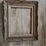 Old gilded wooden frame with beige / vintage Marie Louise
