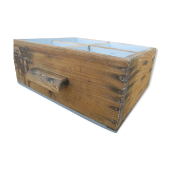 Wooden box