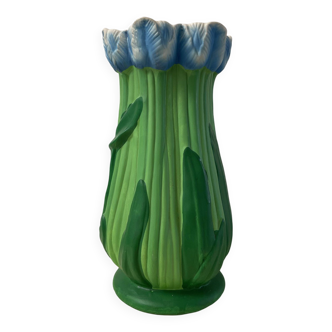 Tulip porcelain vase