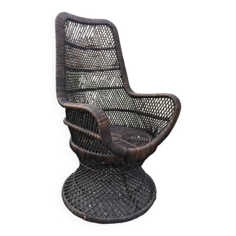 Fauteuil coquille en osier