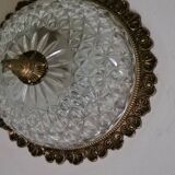 Plafonnier en verre ciselé et laiton