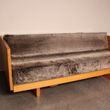 Convertible sofa & double bed model 'GE258' by Hans Wegner for Getama - Denmark - 1960's