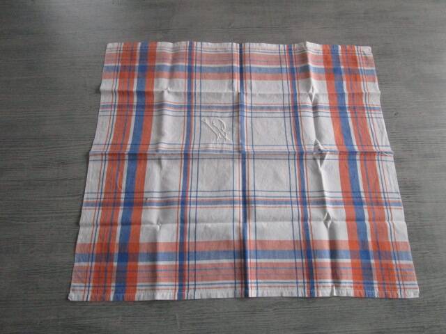 4 old monogrammed napkins