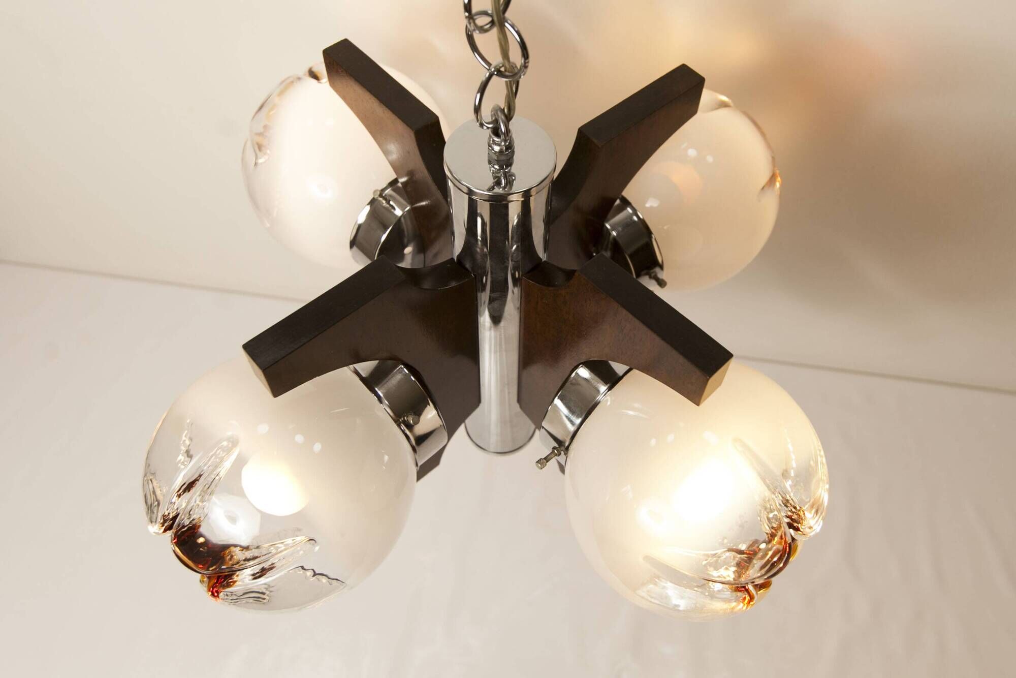 Lustre mazzega Murano 4 boules et teck 1960