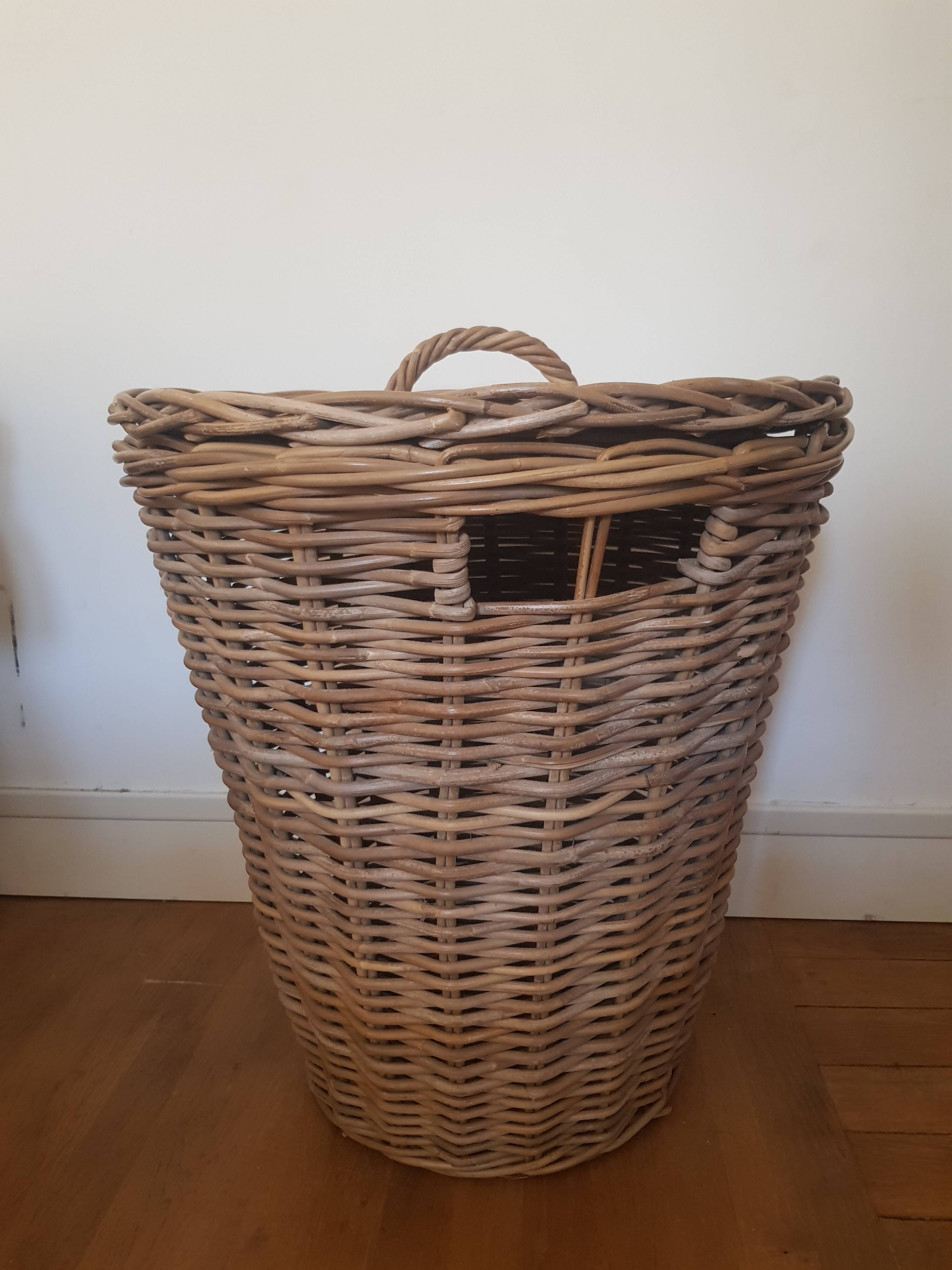 Rattan laundry basket