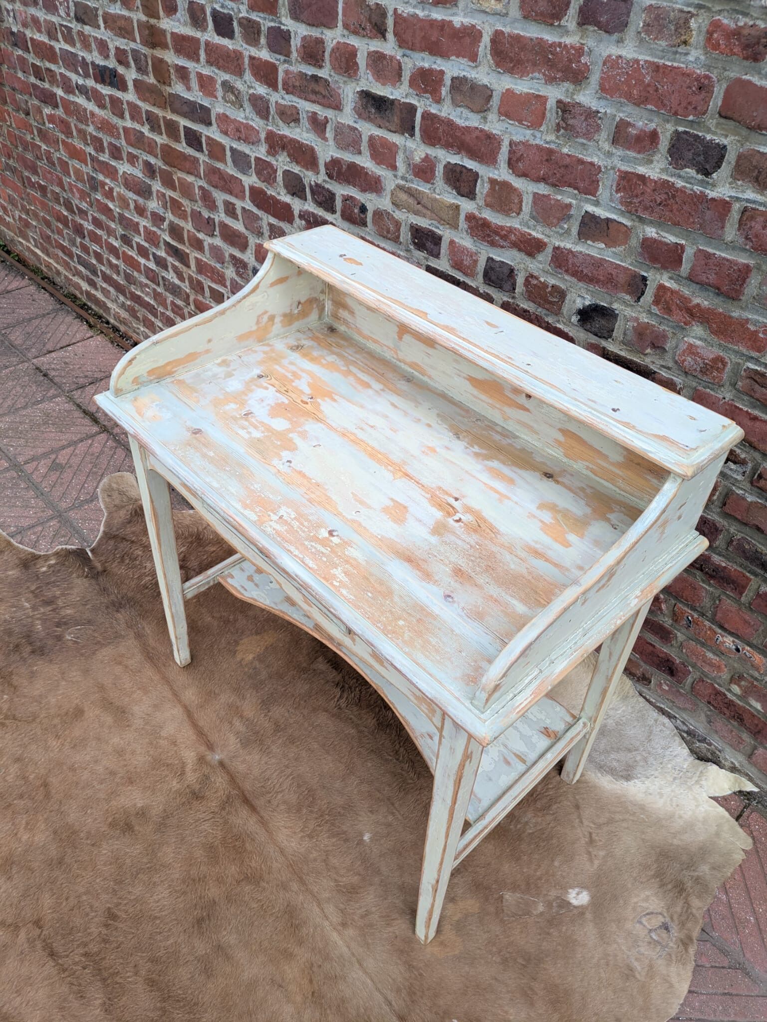 Patinated hairdresser's chair