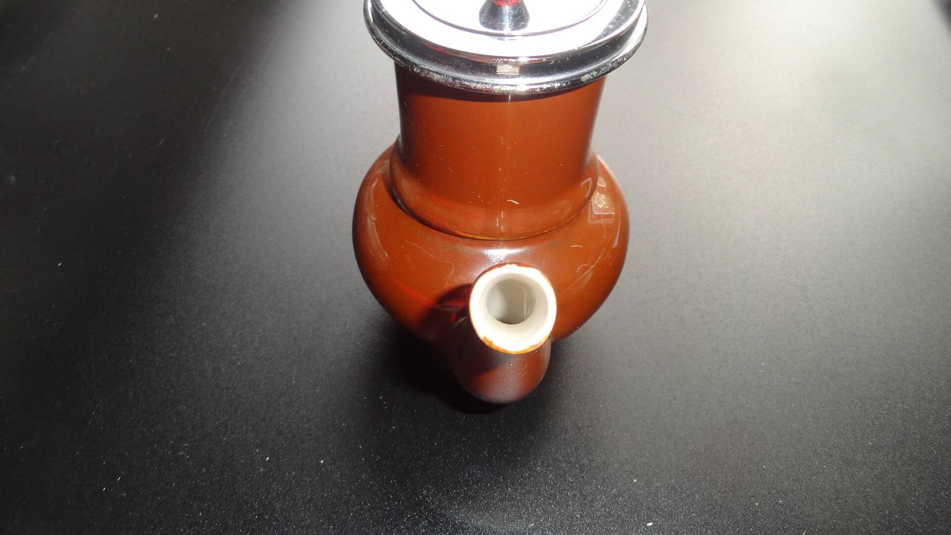 Théière vintage avec filtre