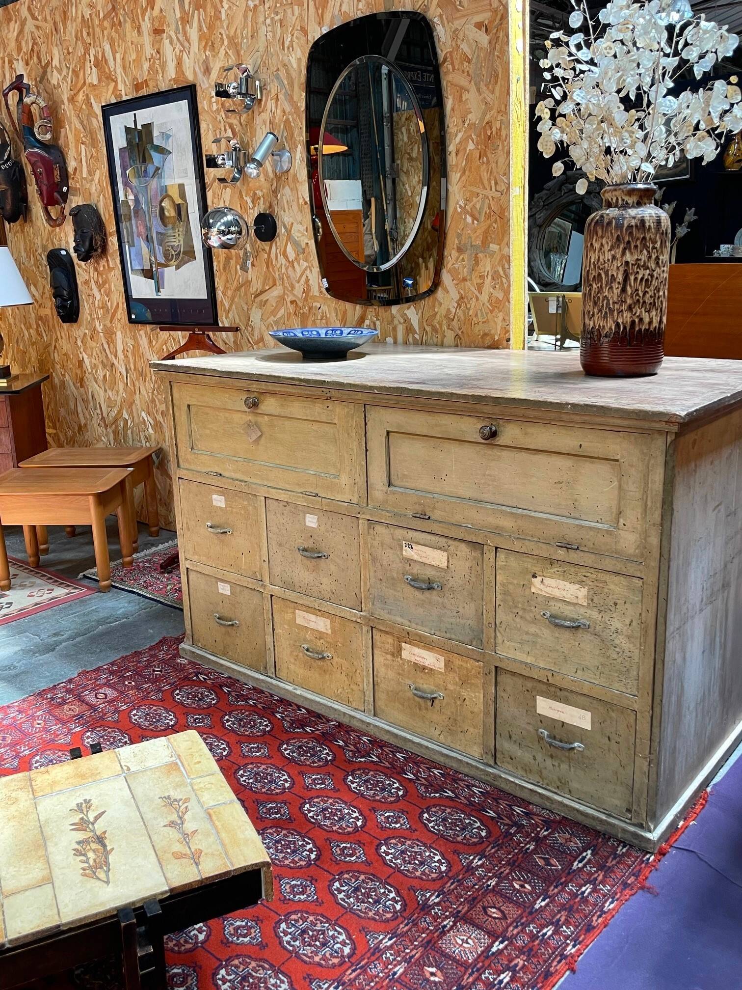 Old workshop furniture in good condition. 8 drawers and 2 drop-down doors, very