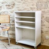 Rolling locker