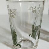 Seven glasses with digestive screen-printed with thrush, 30s