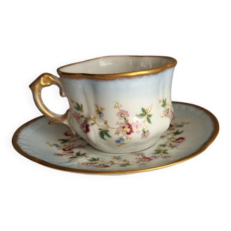 Tasse porcelaine ventrue XIXEME