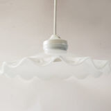 Suspension en opaline