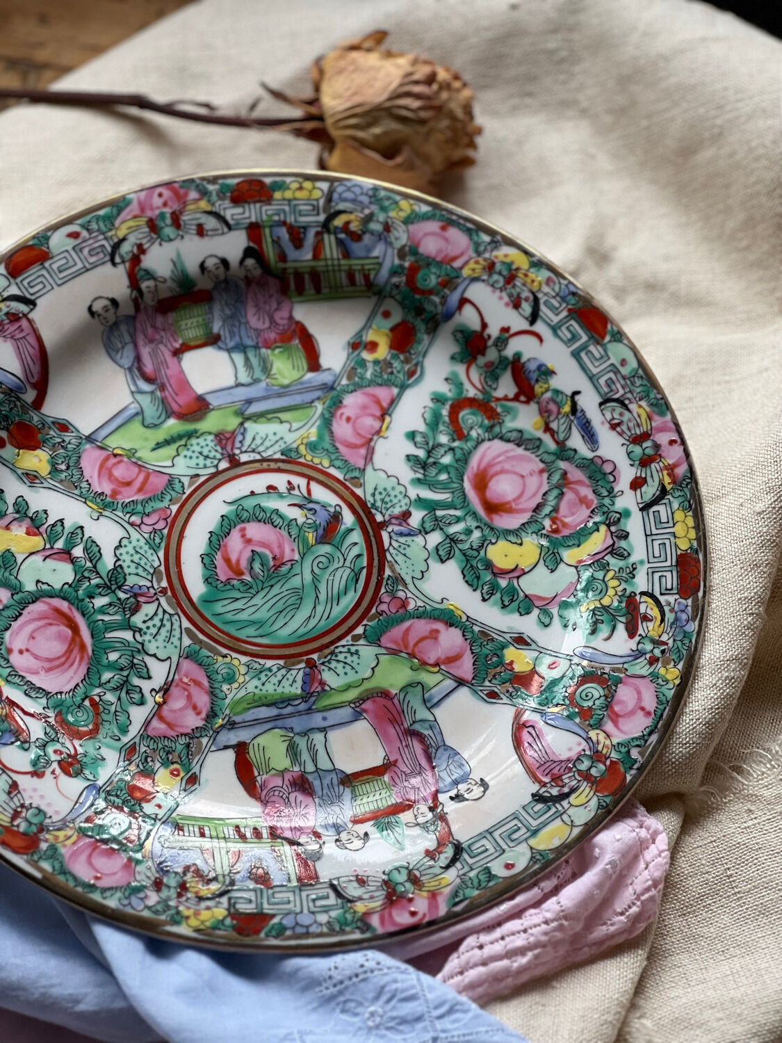 Assiettes décorative en porcelaine Macao Qianlong nian zhi