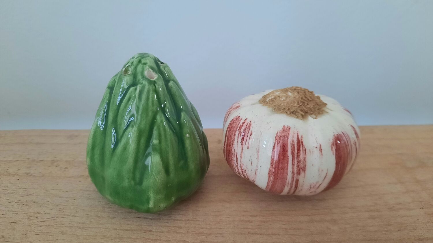 Slurry pepper shaker