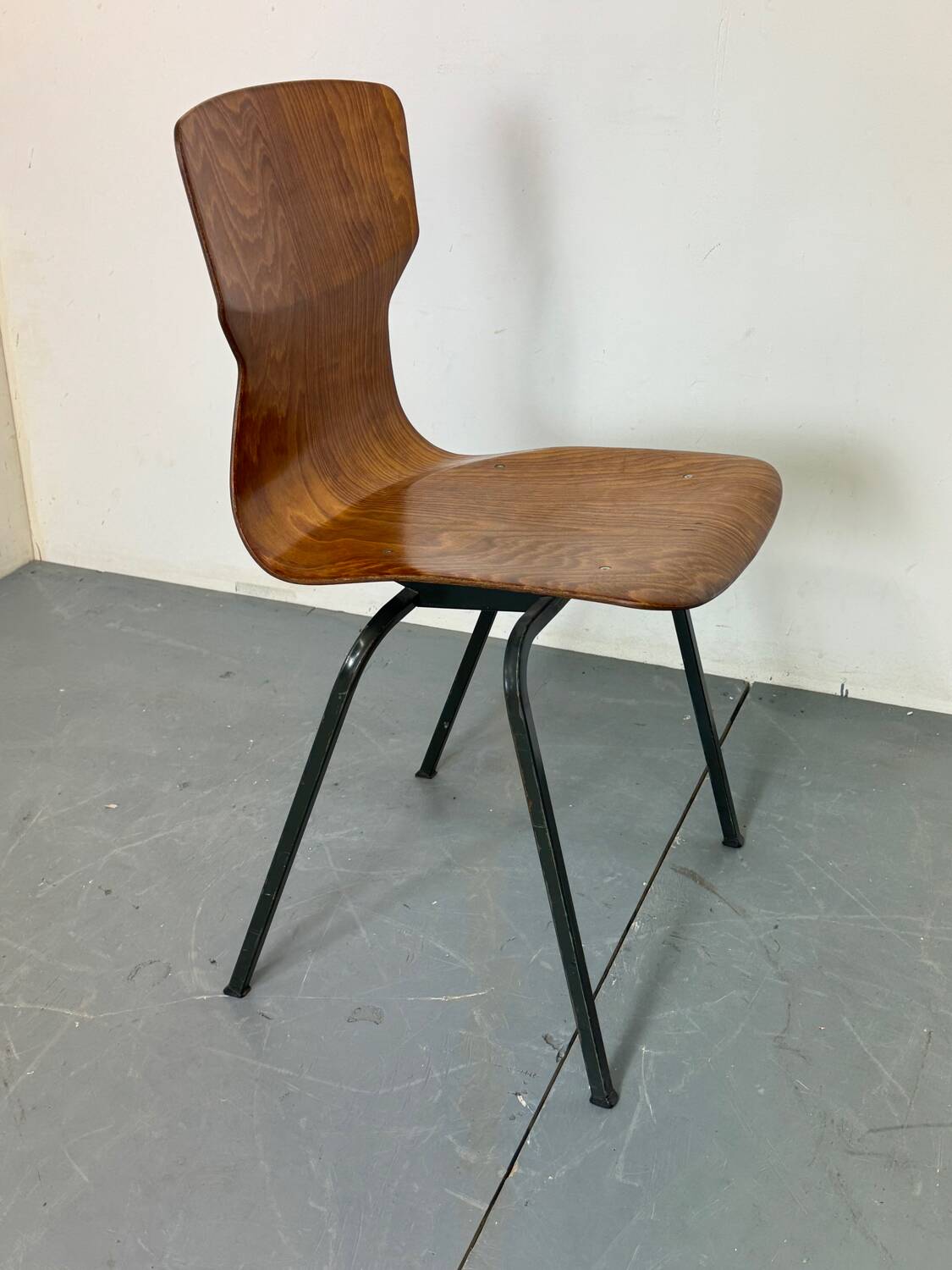 Chaises industrielles modernes du milieu du siècle d'Eromes, années 1960, lot de 4