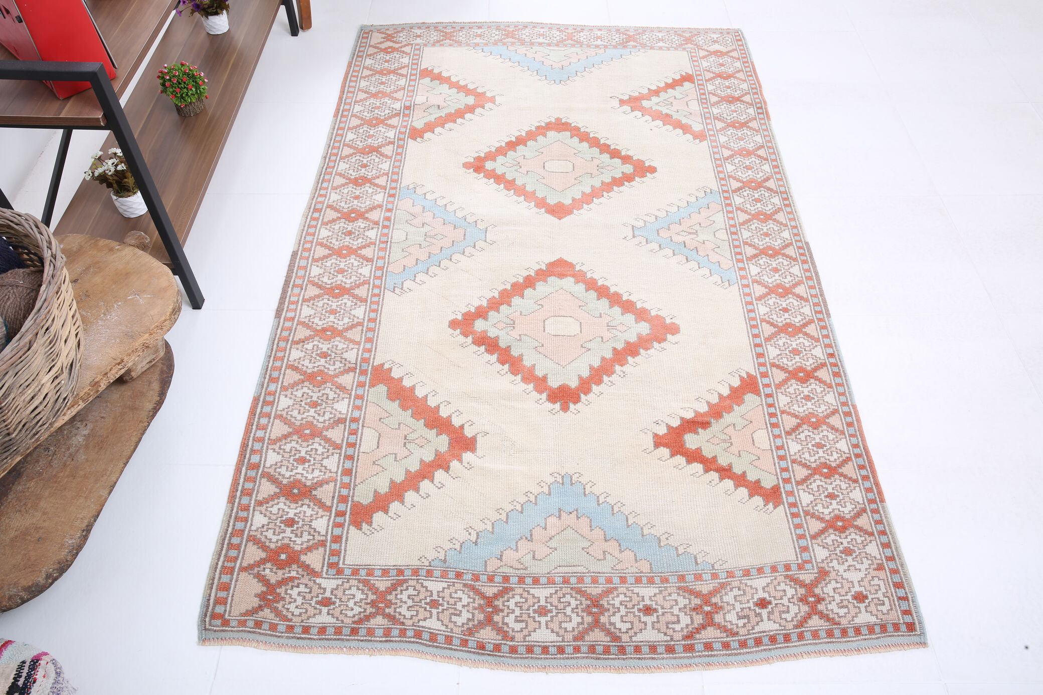 4x6 blue and beige handmade oushak rug