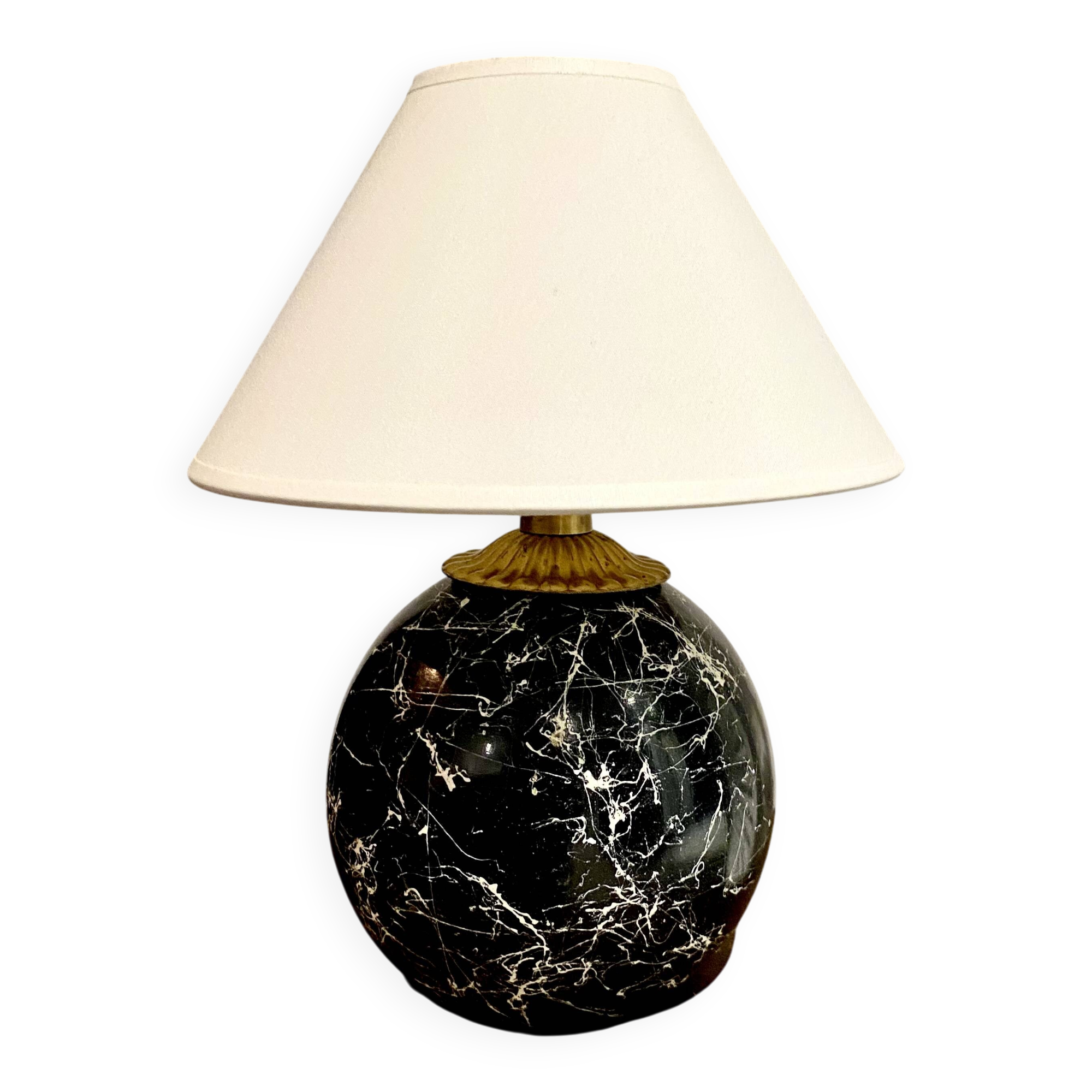 Wood lamp, fabric cable, cotton shade