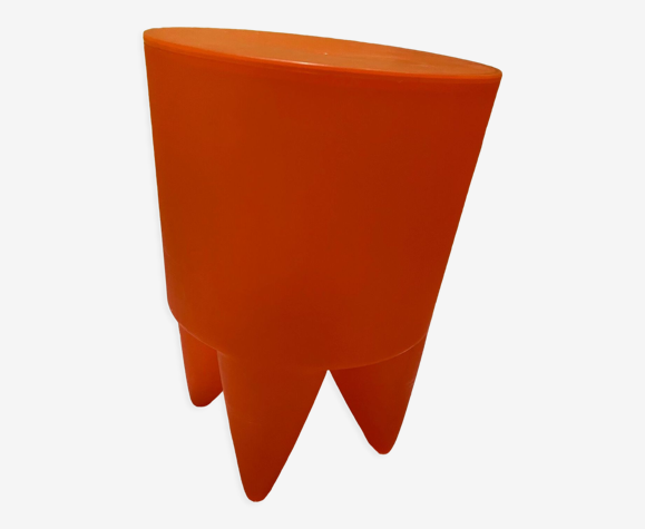 Tabouret orange plastique Bubu 1er de Philippe Stark