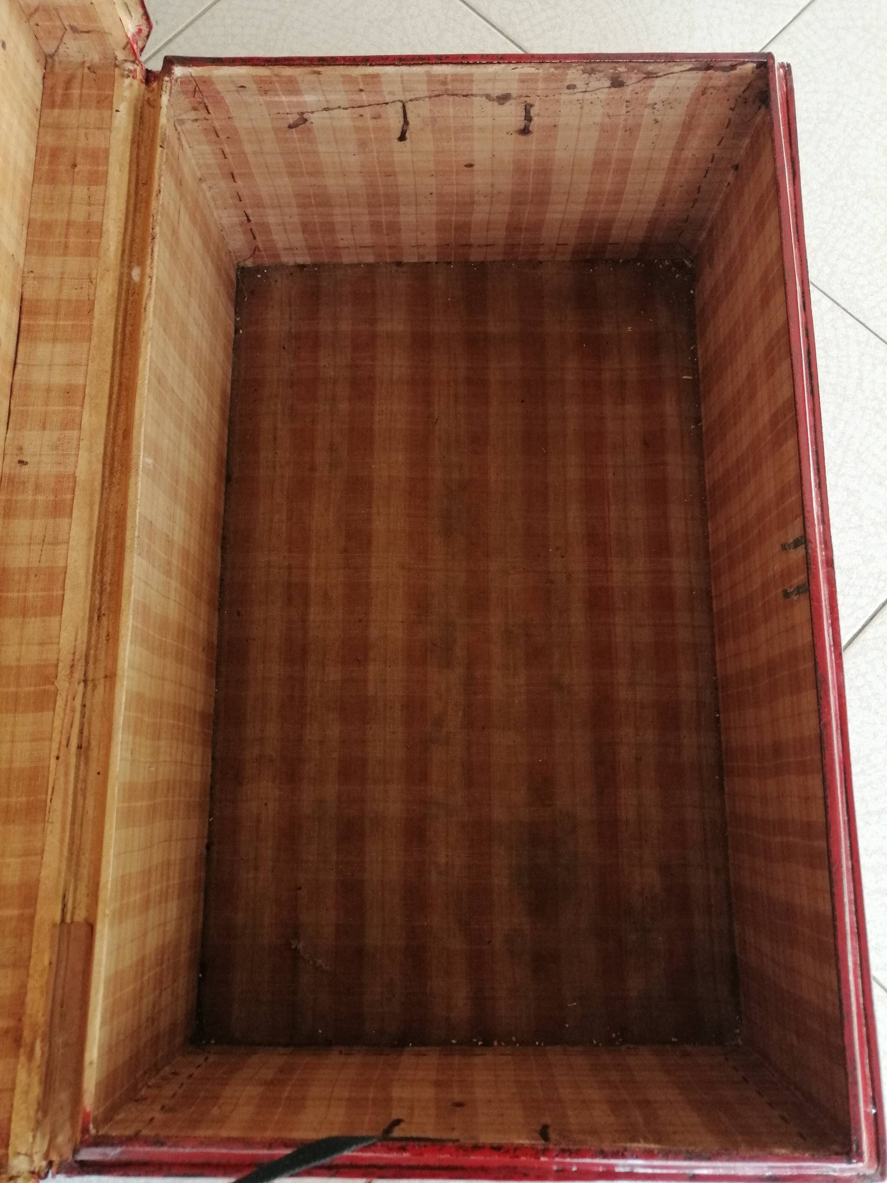 Old Chinese red leather malle