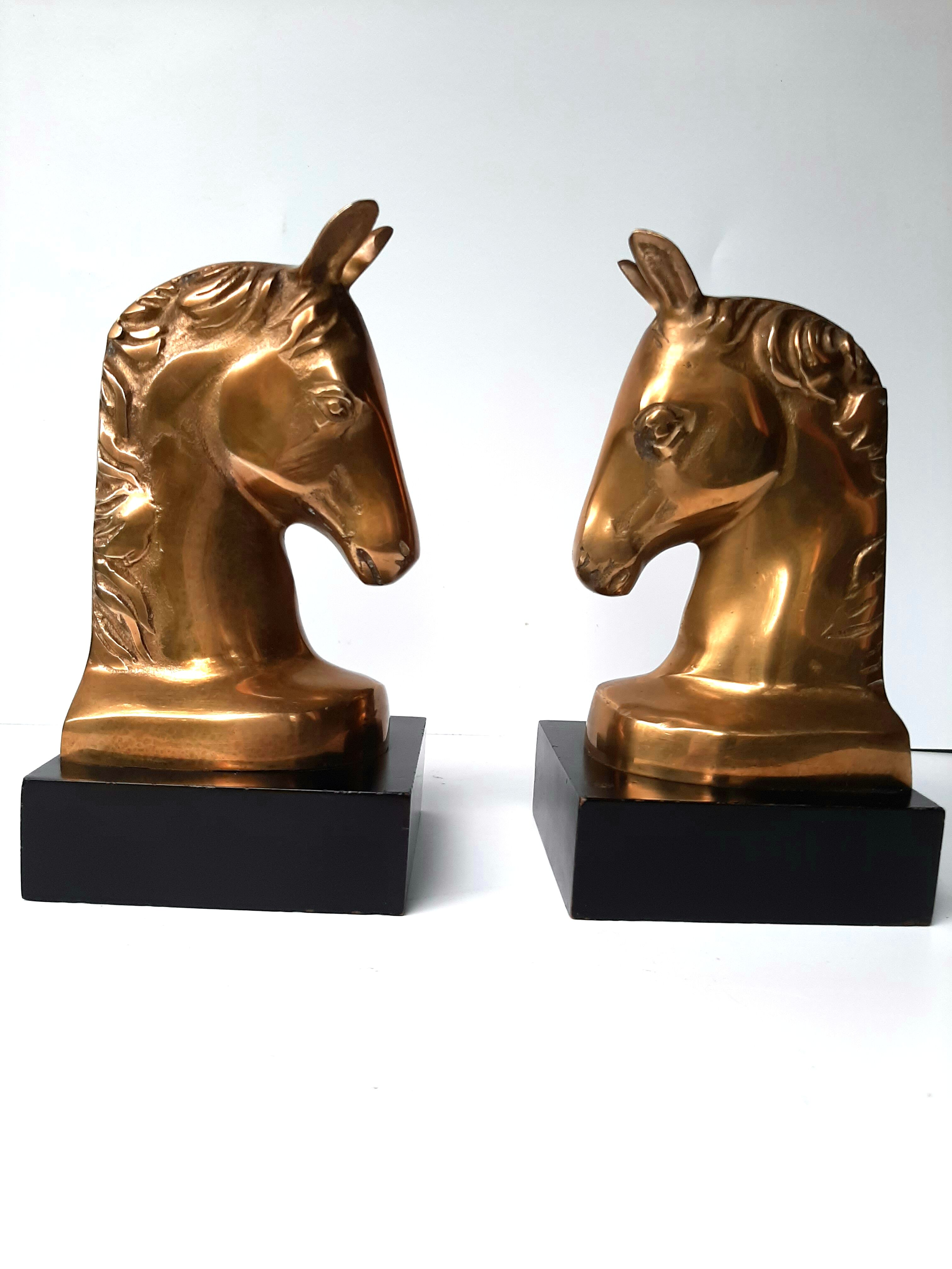 Bookends horses