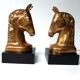 Serre livres chevaux
