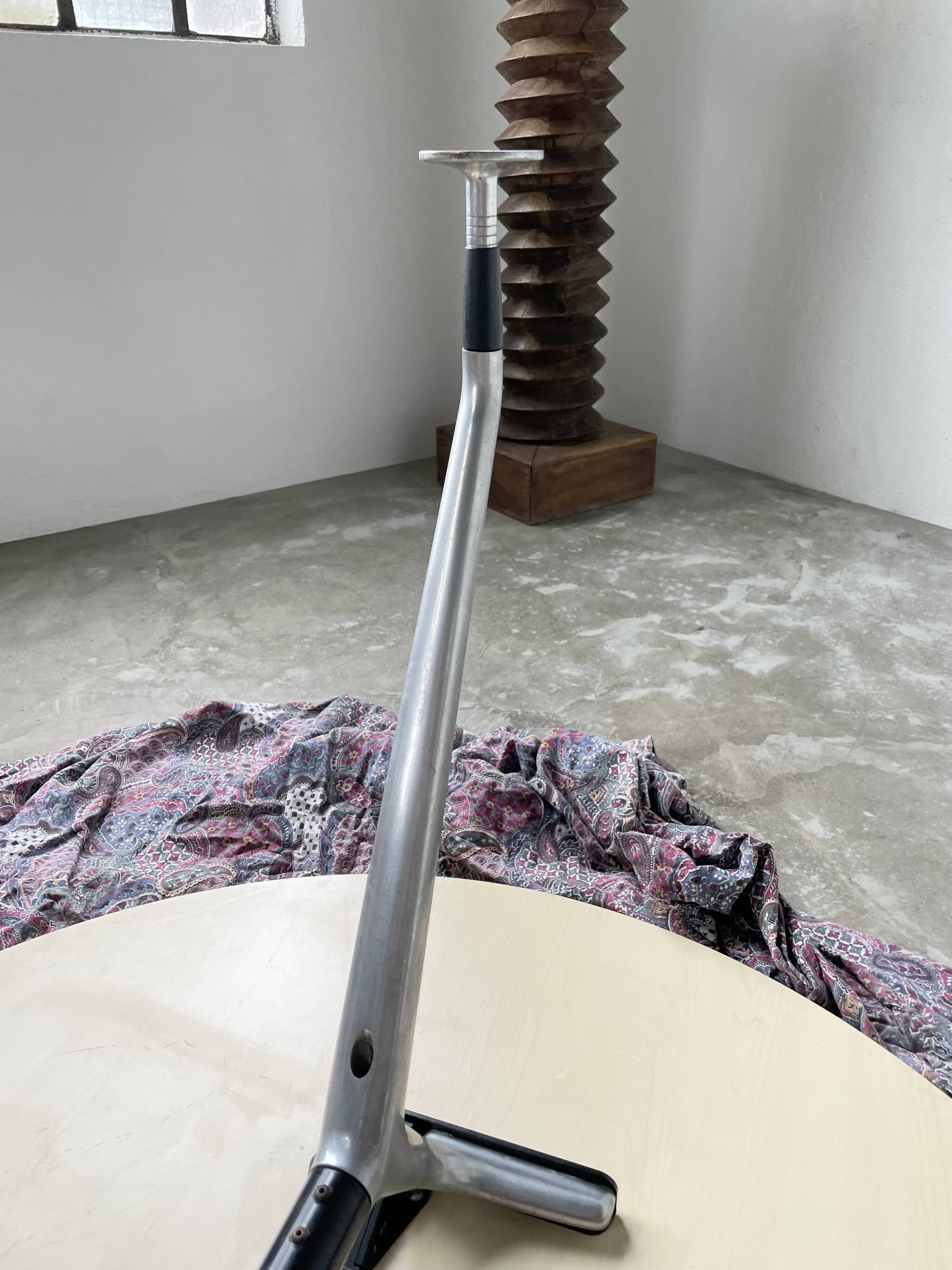 Tecno Nomos Round Table Brushed Metal