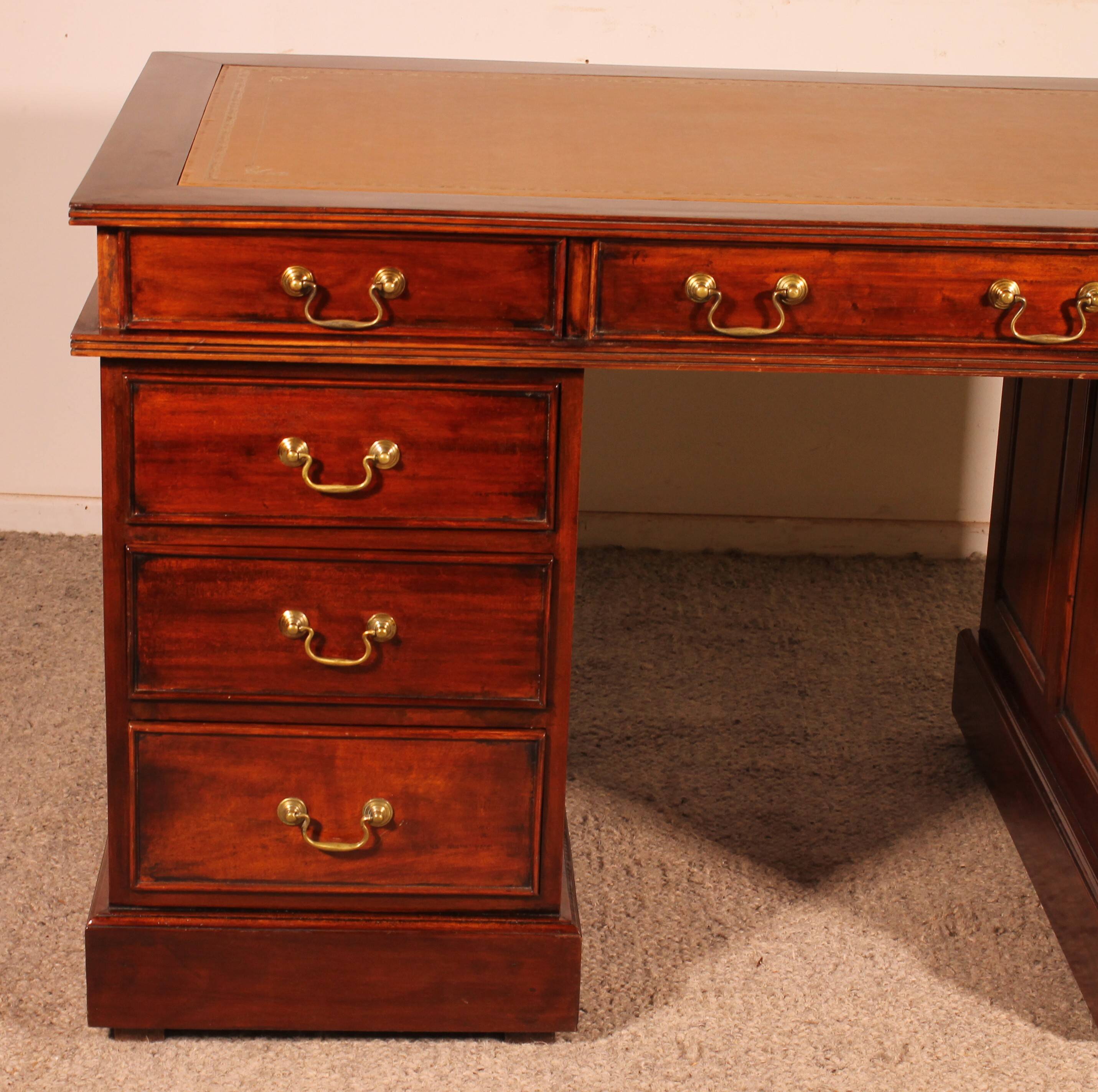 English mahogany pedestal desk