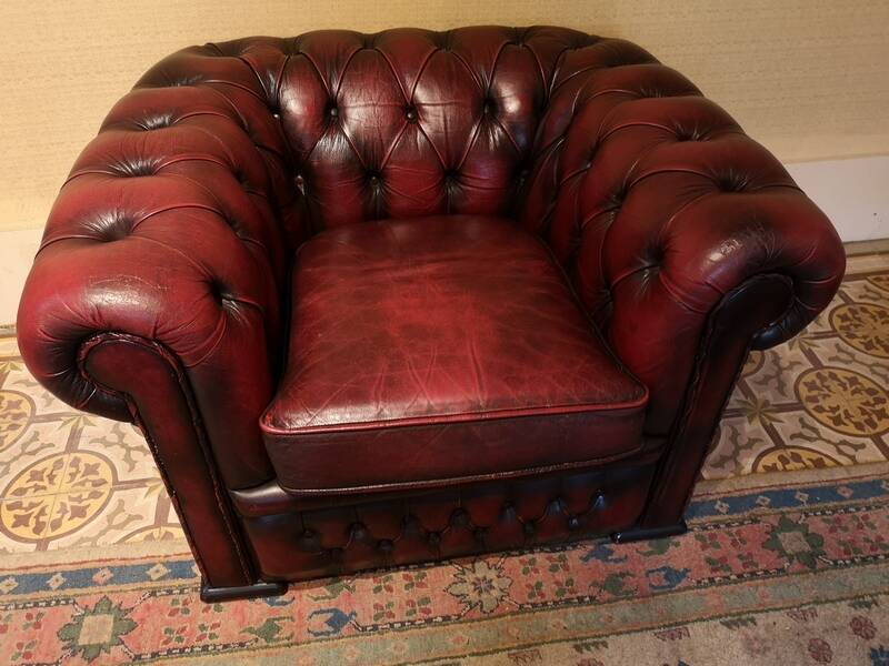 Chesterfield armchair burgundy leather