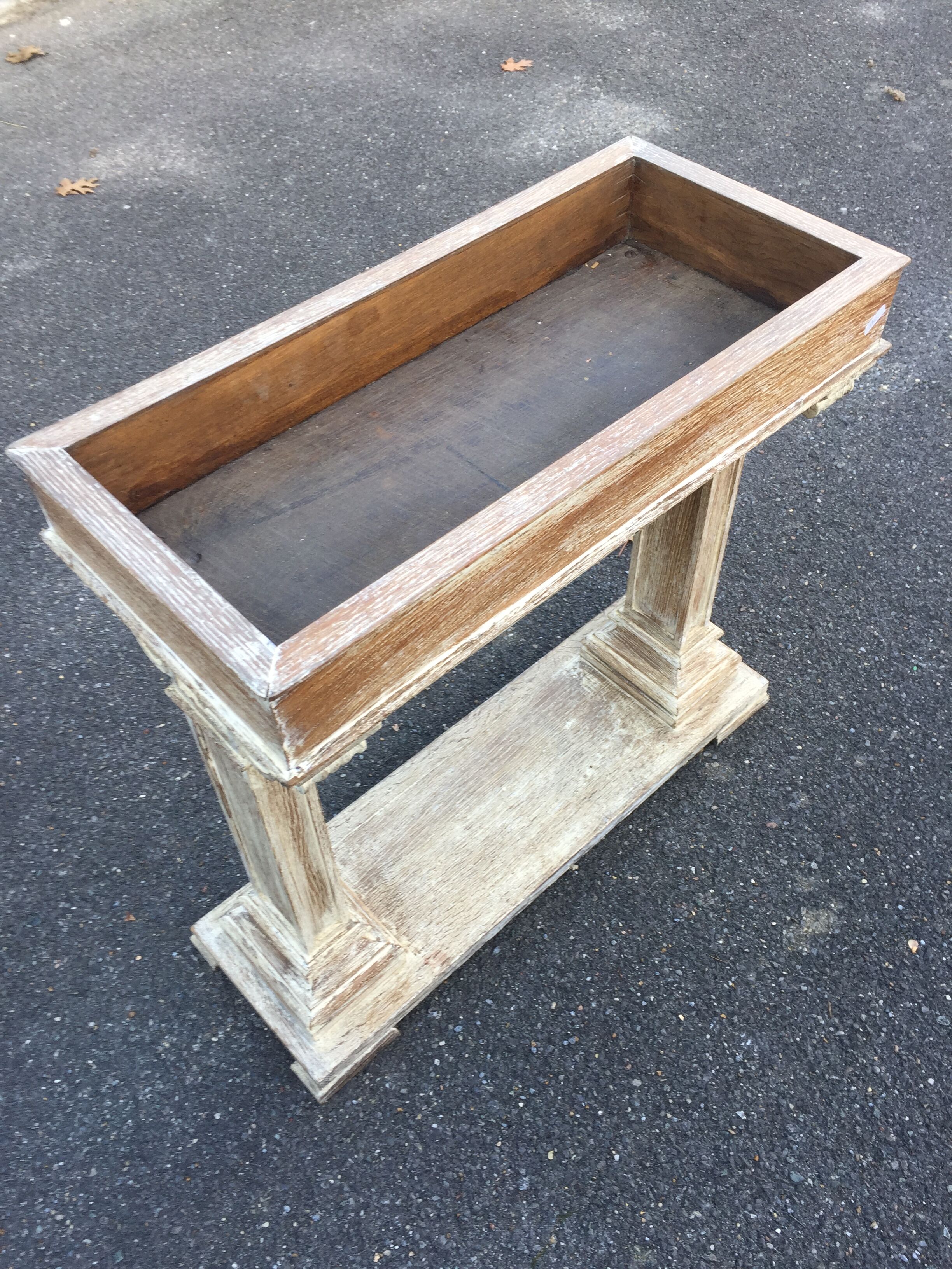 Small fifth wheel in cerused oak