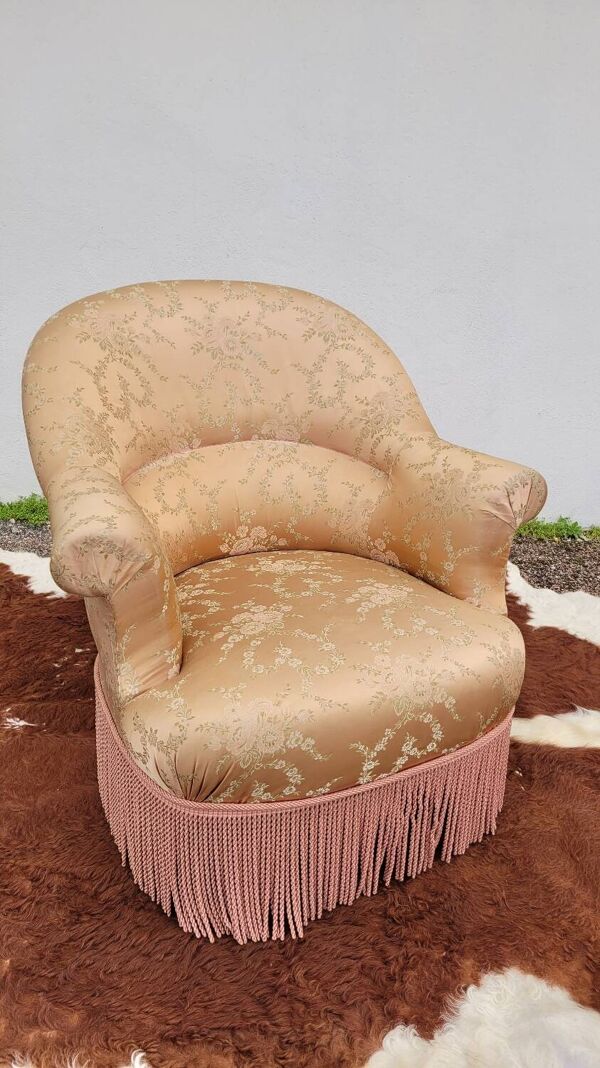 Fauteuil crapaud fleuri à franges ancien - 1930s