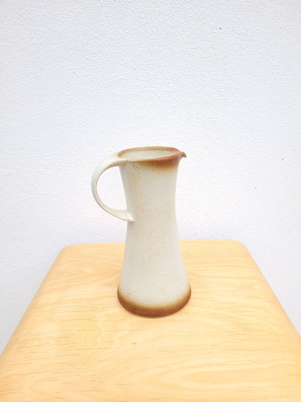 Pichet diabolo en porcelaine de Virebent