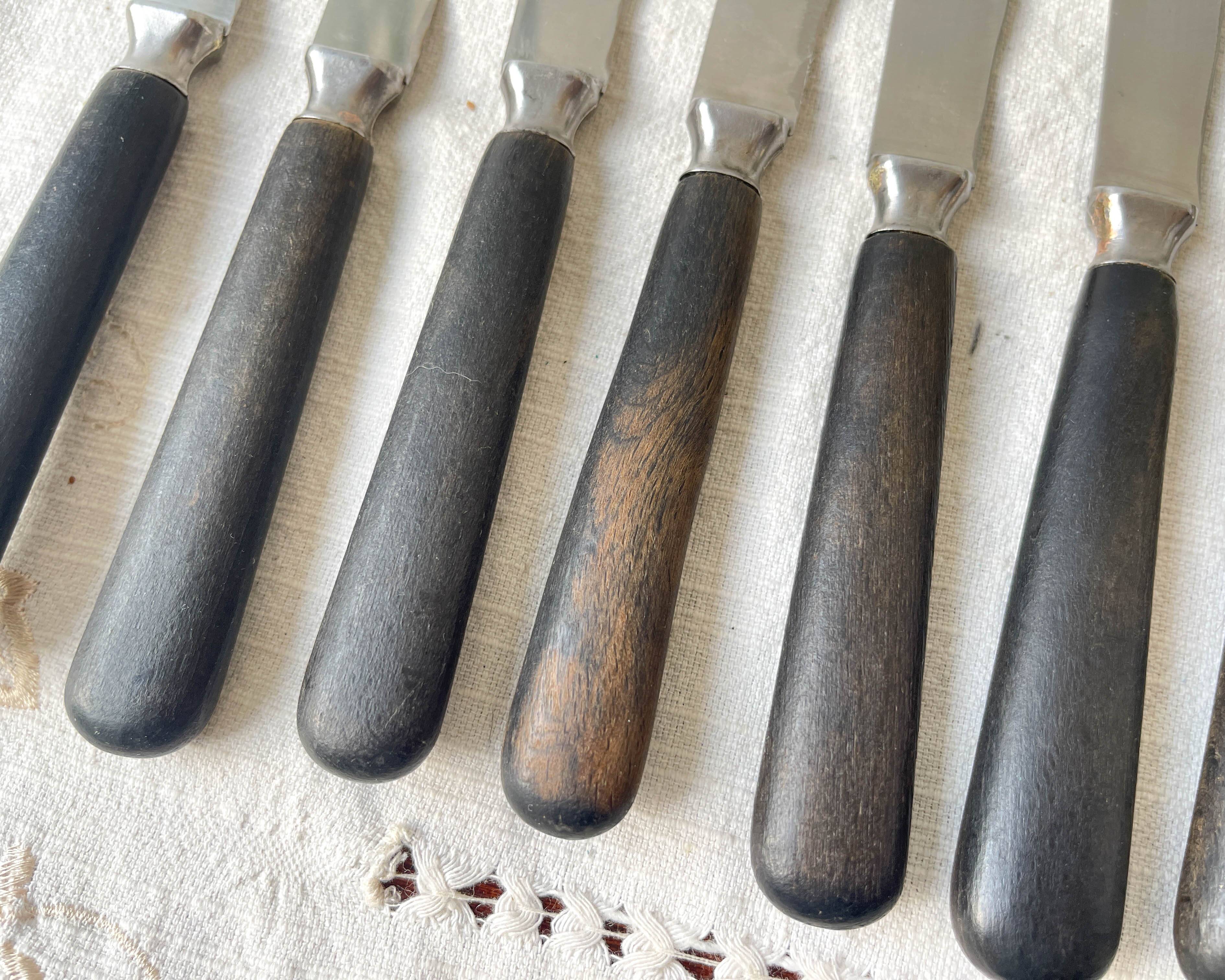 10 Vintage knives in wood and steel LA ROSE, silver medal, France