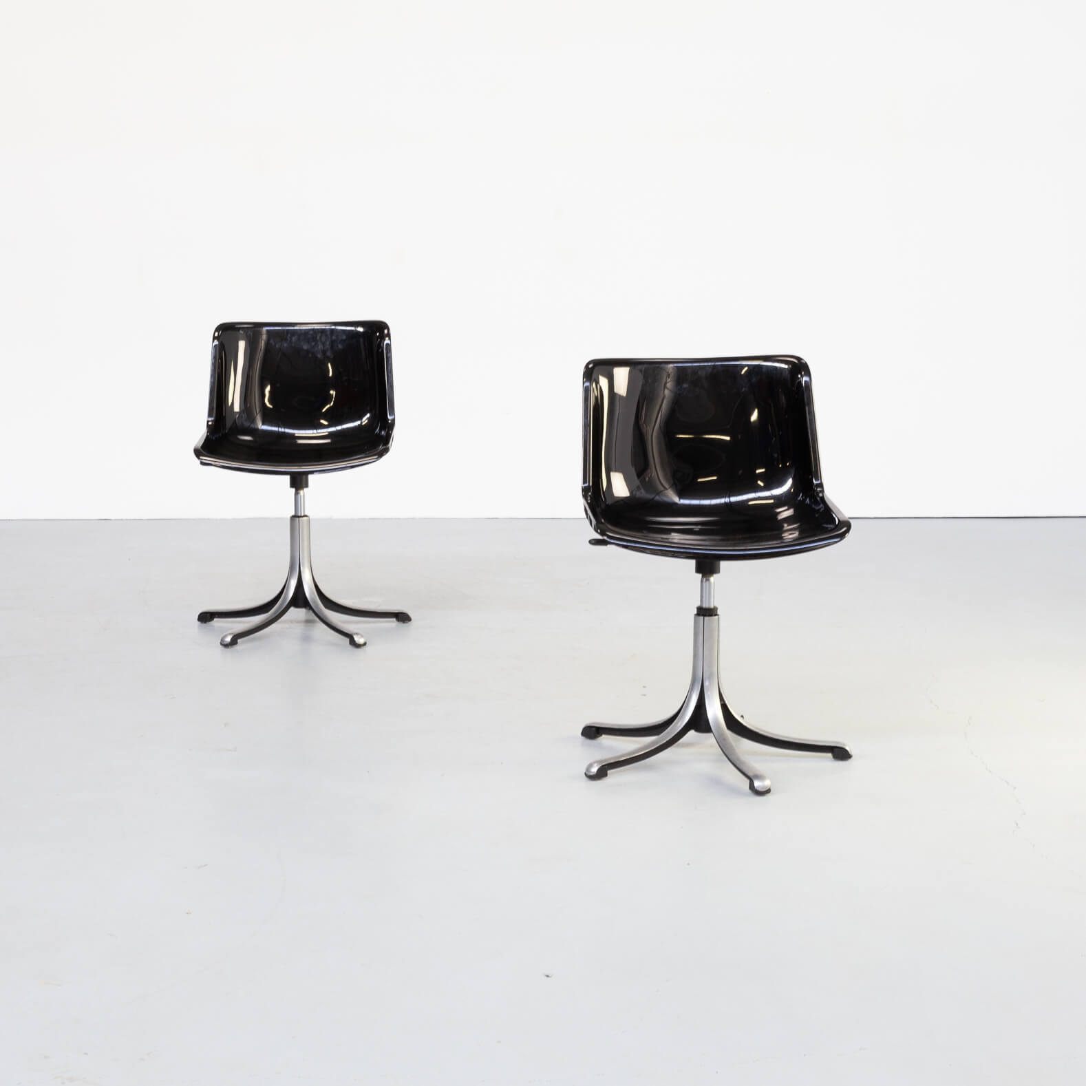 Chaise de bureau Osvaldo Borsani 'modus' des années 70 pour Tecno