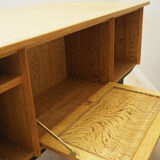 Oak desk, Danish design, 1960s, designer: Henning Kjaernulf
