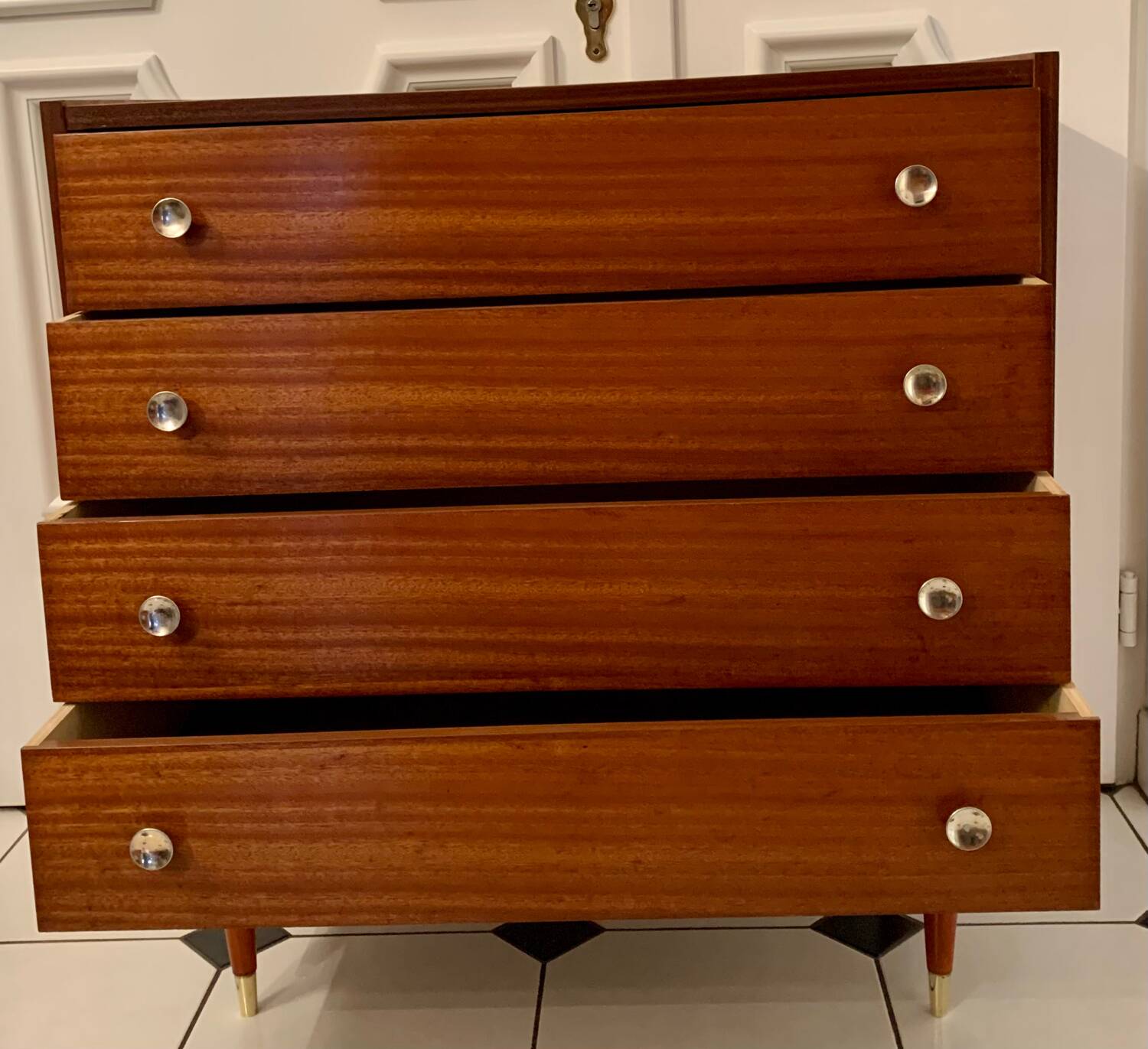 Commode vintage scandinave