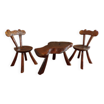 Table basse et deux chaises brutalistes bois massif