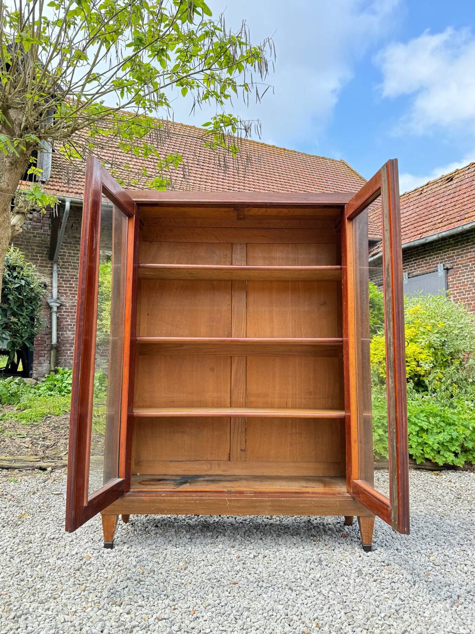 Vitrine En Acajou De Style Directoire XIX Eme Siècle