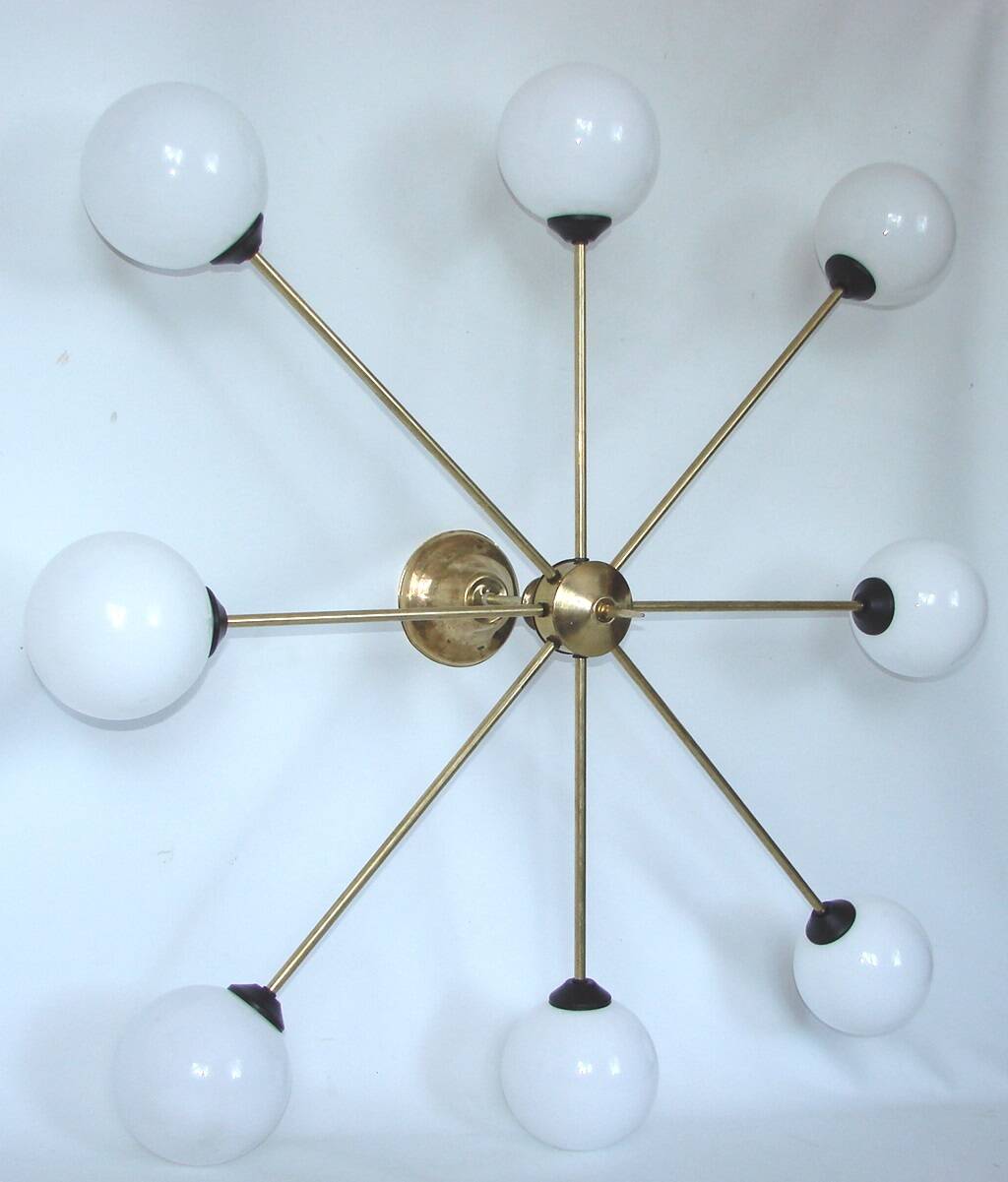 Lustre de style Stilnovo en laiton, métal et verre, années 1960