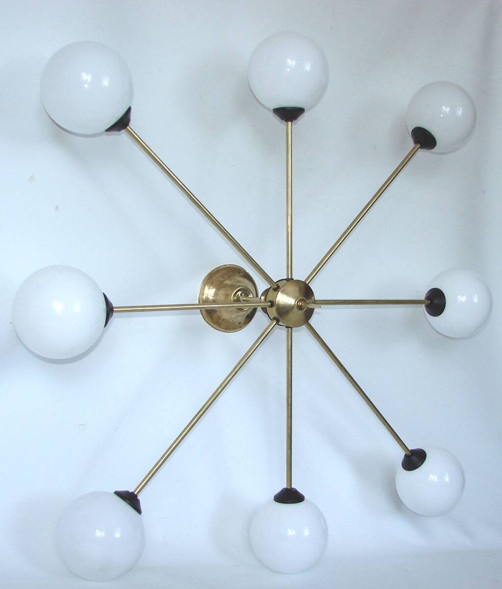 Stilnovo 1960s-style chandelier | Brass, metal and glass | 8x E14 | Vintage