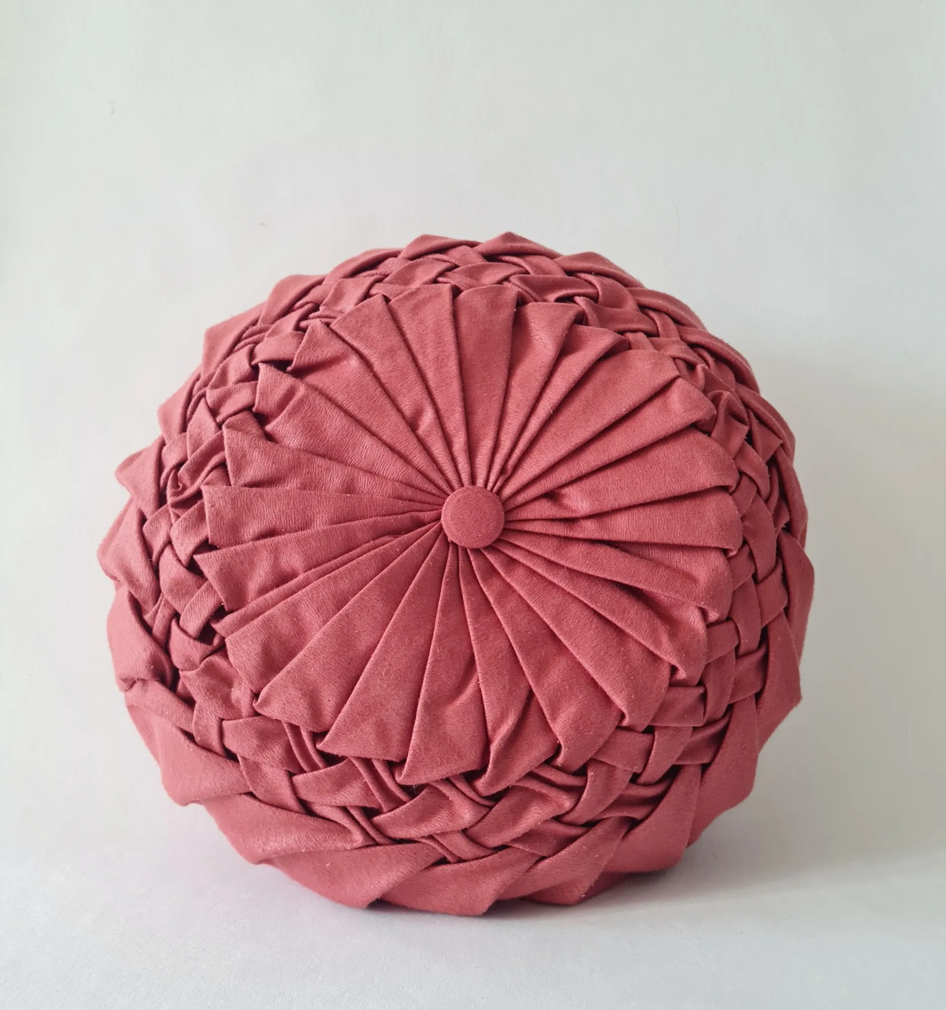 Pleated cushion