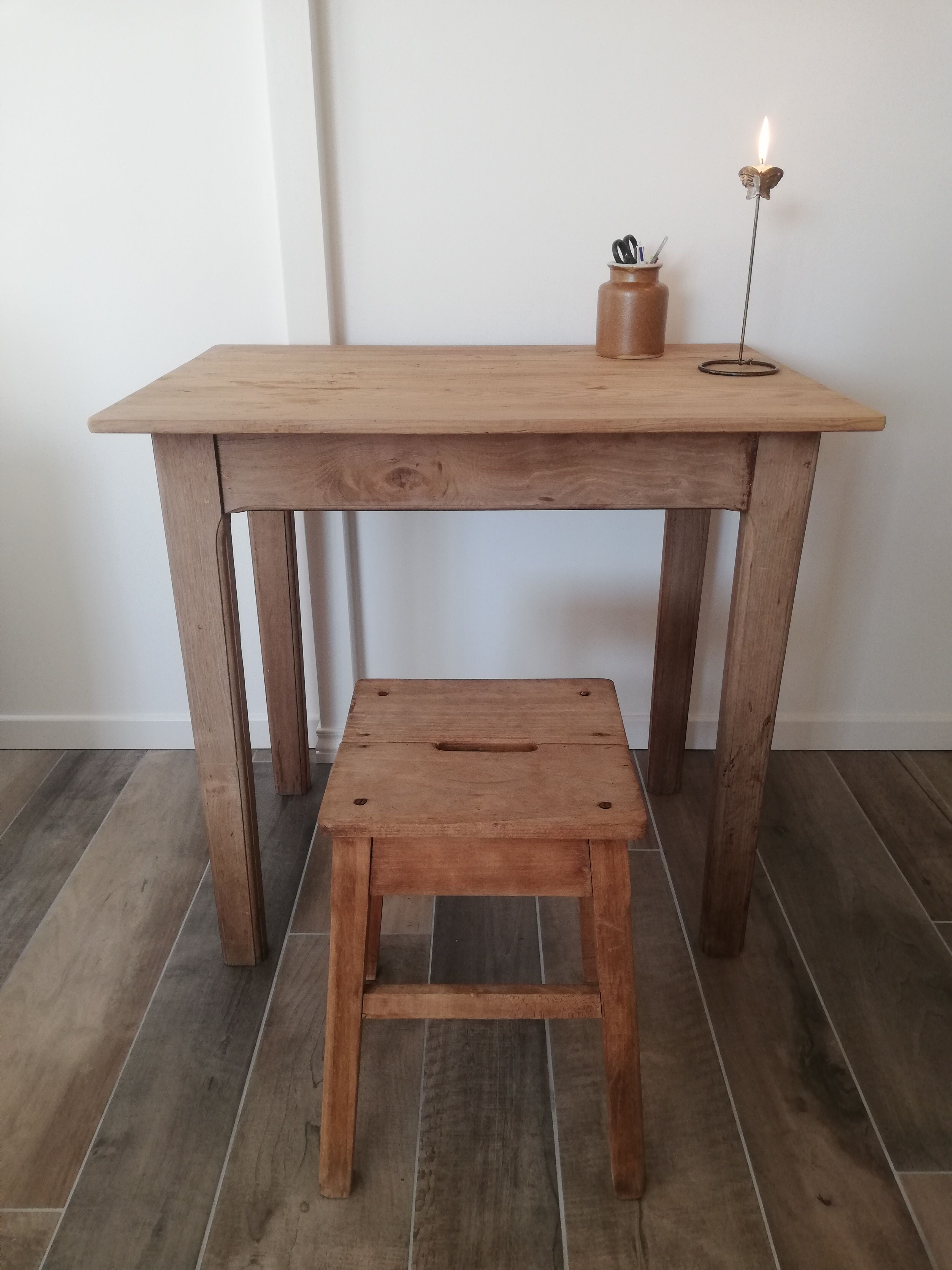 Farmhouse table