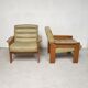 Paire de fauteuils cuir vert 1960